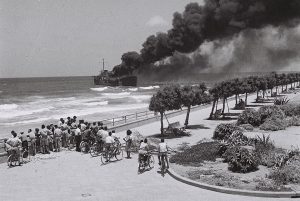 Tel Aviv Altlana Description: The ship Altlana catches fire off the coast of Tel Aviv. https://upload.wikimedia.org/wikipedia/commons/thumb/d/d0/114618_tel_aviv_altlana_PikiWiki_Israel.jpg/330px-114618_tel_aviv_altlana_PikiWiki_Israel.jpg