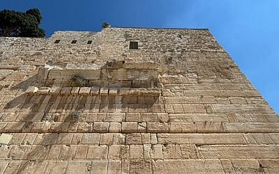Newly excavated extension of the Western Wall with inscriptions. (Photo by Geoffrey Clarfield).