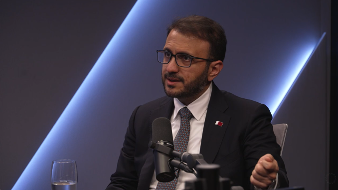 Majed Al-Ansari.  Screengrab via Youtube https://www.youtube.com/watch?v=QnF8H_yQ-EA