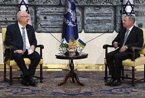 Israeli President Reuvin Rivlin meets Ukrainian Amb. Yevgen Korniychuk. Phot by Mark Neyman / Government Press Office of Israel, CC BY-SA 3.0, https://commons.wikimedia.org/w/index.php?curid=102527359