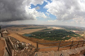 View of Syria from the Israeli part of the Golan Heights. Photo by Sam Mugraby, Photos8.com, CC BY 2.0, https://commons.wikimedia.org/w/index.php?curid=7327015