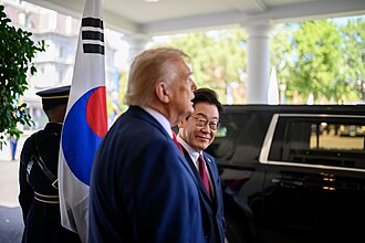 President Donald Trump greets President Lee Jae-myung of the Republic of Korea, Monday, August 25, 2025, at the West Wing entrance of the White House. By The White House - https://www.flickr.com/photos/202101414@N05/54748367371/, Public Domain, https://commons.wikimedia.org/w/index.php?curid=173722685